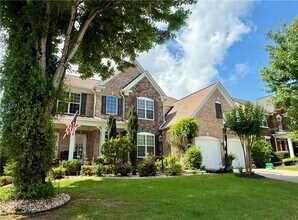 585 Marylebone Dr in Suwanee, GA - Building Photo - Building Photo