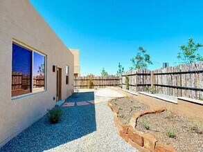 7260 Vista Serena Loop in Santa Fe, NM - Building Photo - Building Photo