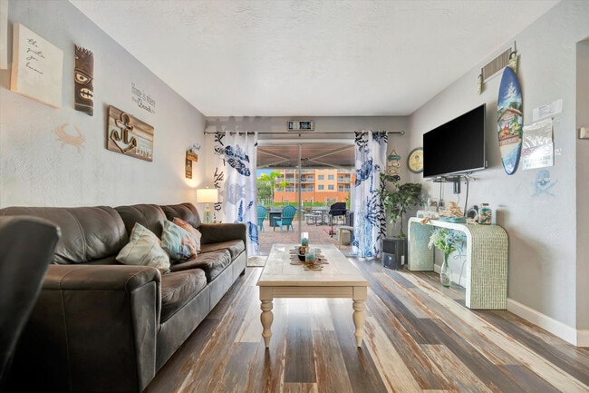 11420 1st St E, Unit SI ID1302347P