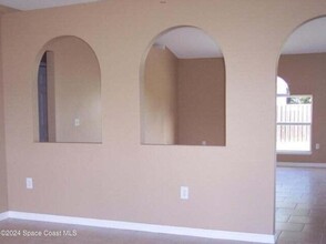 2081 Algeria St NE in Palm Bay, FL - Building Photo - Building Photo