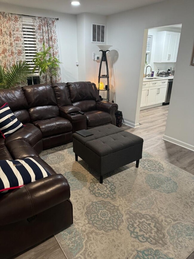 8209 Dundalk Ave in Dundalk, MD - Building Photo - Building Photo