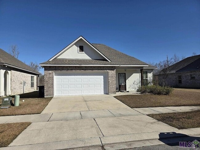 property at 7211 Kenilworth Crossing Ave