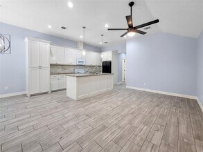 4734 Branch St in Houston, TX - Building Photo - Building Photo