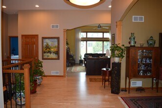 9217 Bear Claw Way in Madison, WI - Building Photo - Building Photo