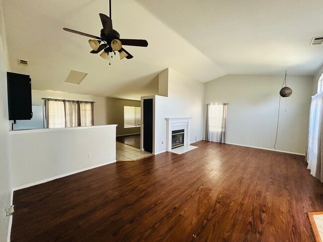 3328 E Avenue K4 in Lancaster, CA - Building Photo - Building Photo