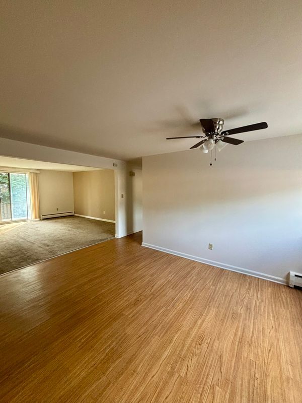 23 Losson Garden Dr in Cheektowaga, NY - Building Photo - Building Photo