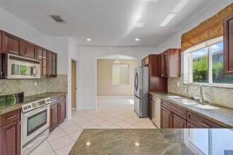 20530 NW 12th Ct in Miami Gardens, FL - Building Photo - Building Photo