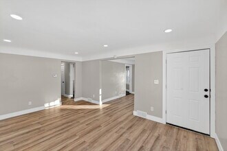 20040 Regent Dr in Detroit, MI - Foto de edificio - Building Photo