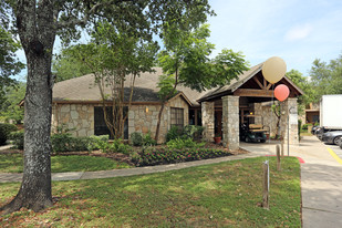 Lincoln Village Apartments