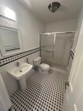 2621 NE 209th St-Unit -2621 in Miami, FL - Building Photo - Building Photo
