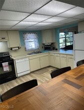 250 Caddy Rd in Rotonda West, FL - Building Photo - Building Photo