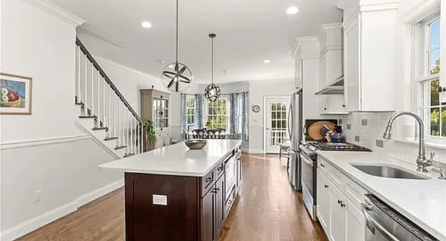 229-229 Lincoln Ave in Harrison, NY - Building Photo - Building Photo