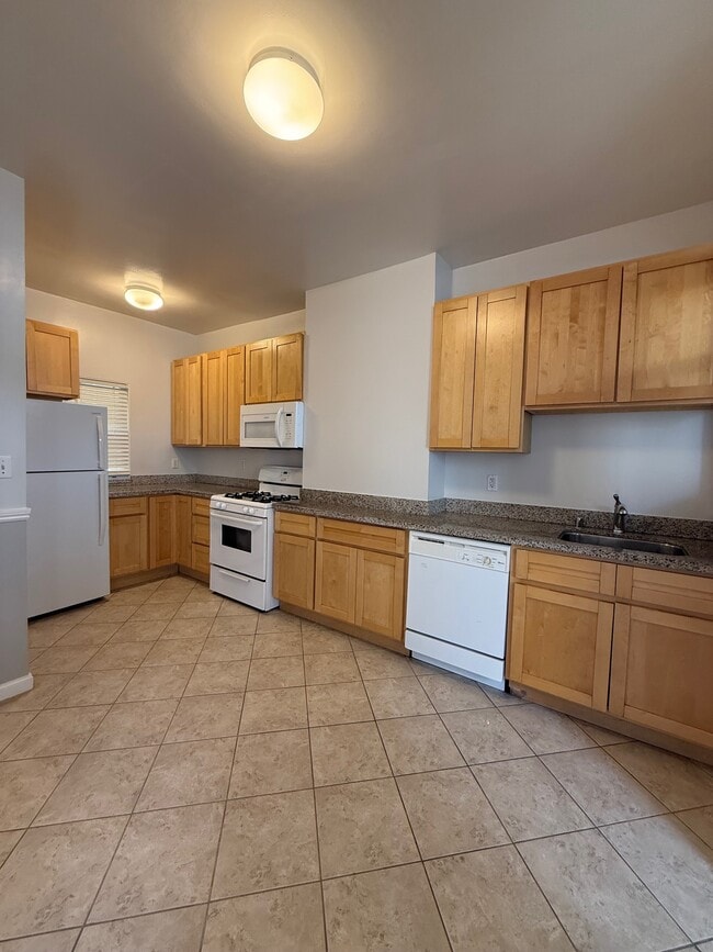 3185 16th St in San Francisco, CA - Building Photo - Building Photo