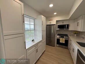 3150 N Palm Aire Dr in Pompano Beach, FL - Building Photo - Building Photo
