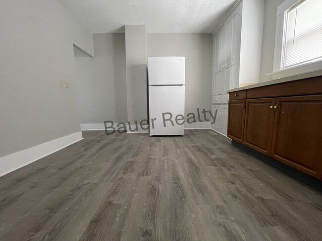 property at 320 Ohio St