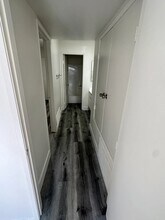 7040 Haskell Ave in Los Angeles, CA - Building Photo - Building Photo