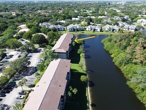 2659 Carambola Cir N, Unit 103 in Coconut Creek, FL - Building Photo - Building Photo