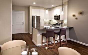 229 Quarry St in Quincy, MA - Foto de edificio - Building Photo