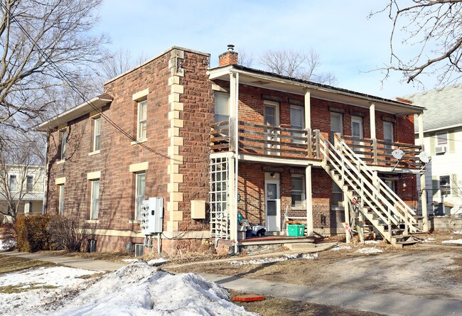 1101 Walker St in Des Moines, IA - Foto de edificio - Building Photo