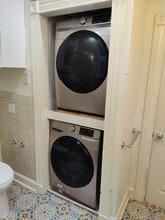 97 Olive St, Unit Apt B in New Haven, CT - Foto de edificio - Building Photo