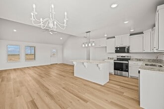 307 North F M 789 in Slaton, TX - Building Photo - Building Photo