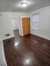 3501 Albion Pl N, Unit 1 in Seattle, WA - Foto de edificio - Building Photo