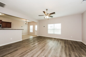 146 Cottonwood Dr in Princeton, TX - Building Photo - Building Photo