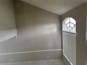 18334 SW 4th Ct in Pembroke Pines, FL - Building Photo - Building Photo
