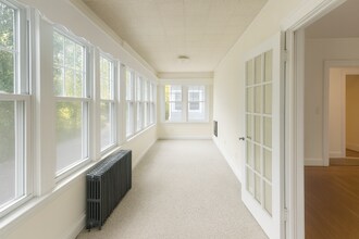 10 Walden St in Hamden, CT - Building Photo - Building Photo