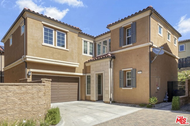 property at 20705 W Chestnut Cir