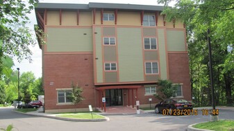 143 Maple Ave, Unit 3 in Ithaca, NY - Building Photo