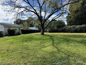 1223 Georgetown Dr in Charlotte, NC - Building Photo - Building Photo