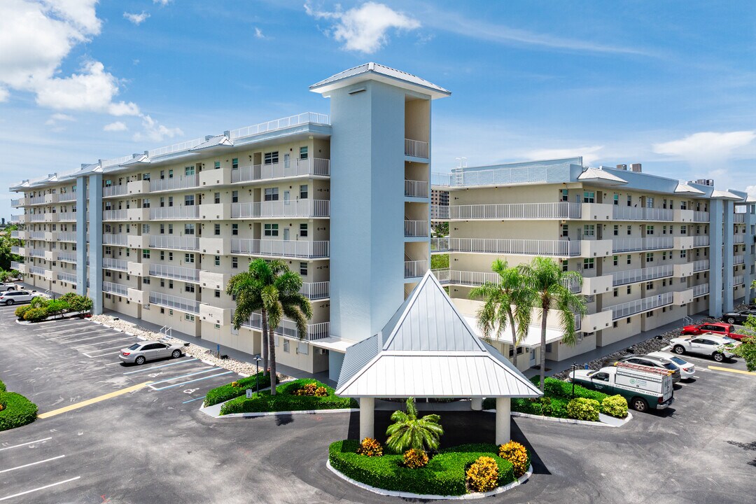 Sands of Marco in Marco Island, FL - Foto de edificio