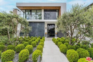 213 S La Peer Dr in Beverly Hills, CA - Building Photo