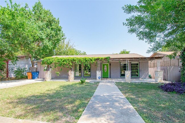 property at 2524 Berkett Dr