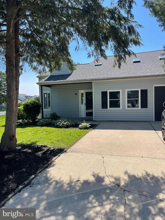 property at 34 Karen Ct