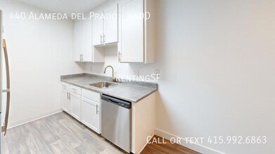 440 Alameda del Prado, Unit 440D in Novato, CA - Building Photo - Building Photo