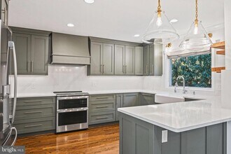 2314 Wheystone Ct in Vienna, VA - Building Photo - Building Photo