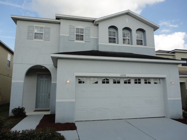 12114 Fern Haven Ave in Gibsonton, FL - Building Photo