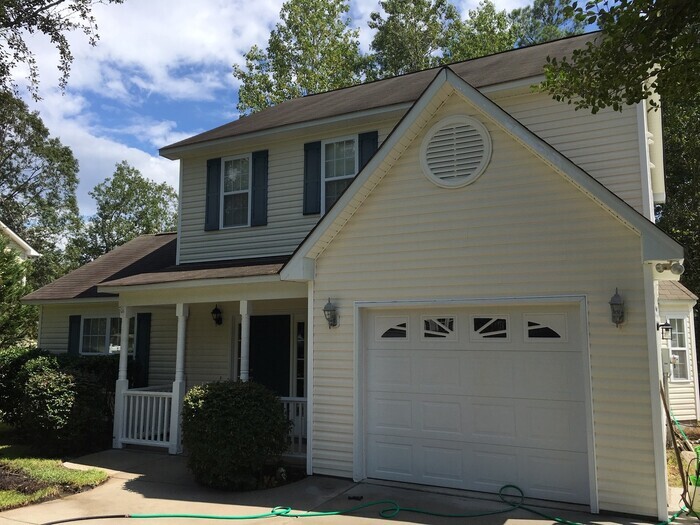 7396 Crystal Stone Ct in Leland, NC - Building Photo