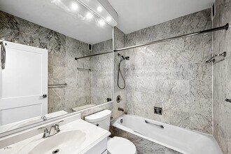 99 Battery Pl in New York, NY - Building Photo - Building Photo
