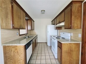 163 Barrett Pl in Edmond, OK - Building Photo - Building Photo