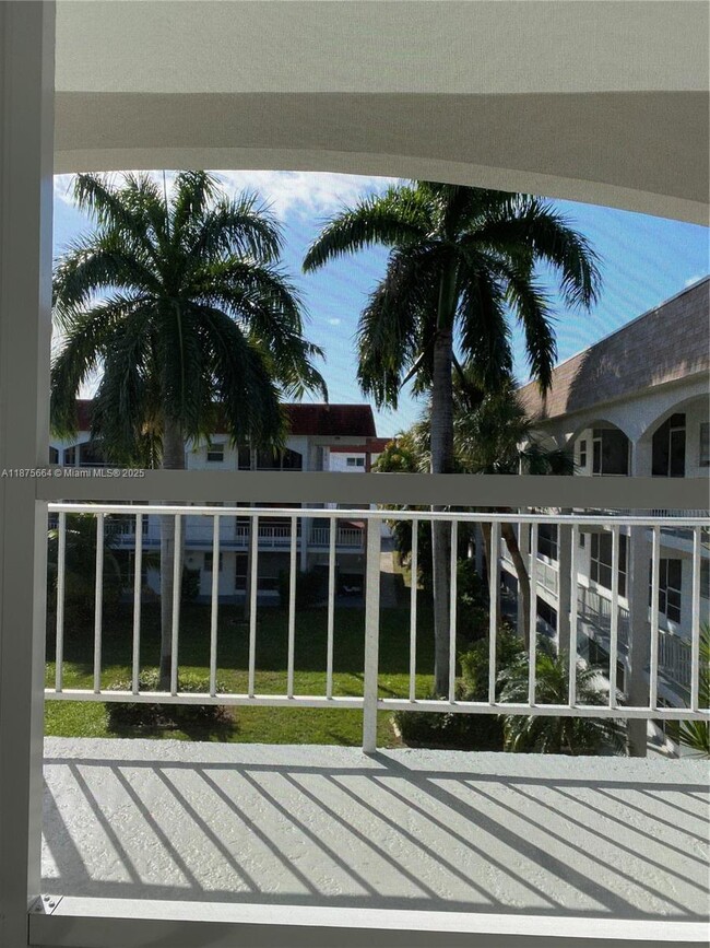 property at 581 Blue Heron Dr