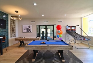 Villas Las Cerezas in Tucson, AZ - Building Photo - Building Photo