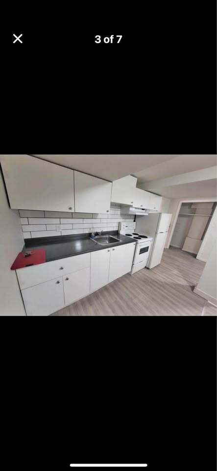 property at 289-289 Langside St