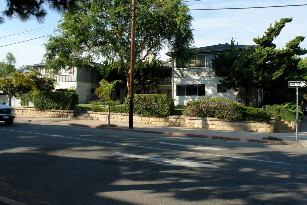 1610 De La Vina St in Santa Barbara, CA - Building Photo