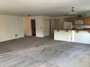 12910 E Marginal Wy S in Tukwila, WA - Building Photo - Building Photo