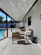 11010 NW 24th Ct in Sunrise, FL - Foto de edificio - Building Photo