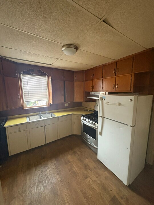 238 E King St in York, PA - Building Photo