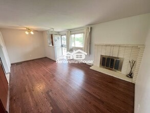 7759 Elmwood Ln in Denver, CO - Building Photo - Building Photo